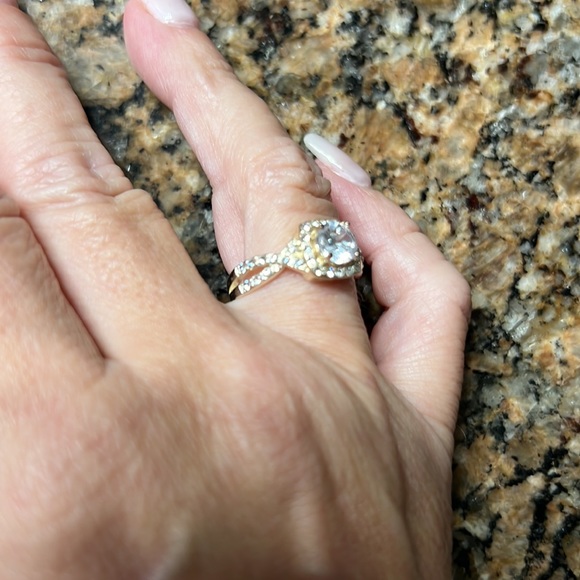 Ring - Picture 6 of 6